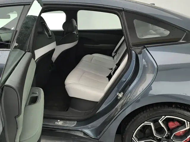 Nissan N7 — Фото автомобиля 11