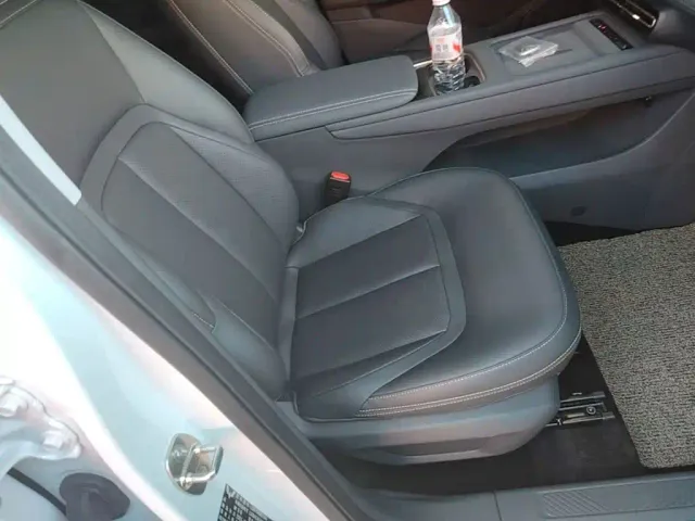 Wuling Starlight — Фото автомобиля 24