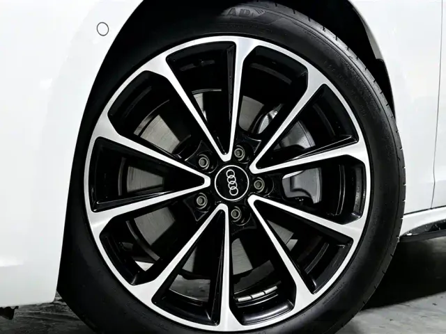Audi A5L — Фото автомобиля 23