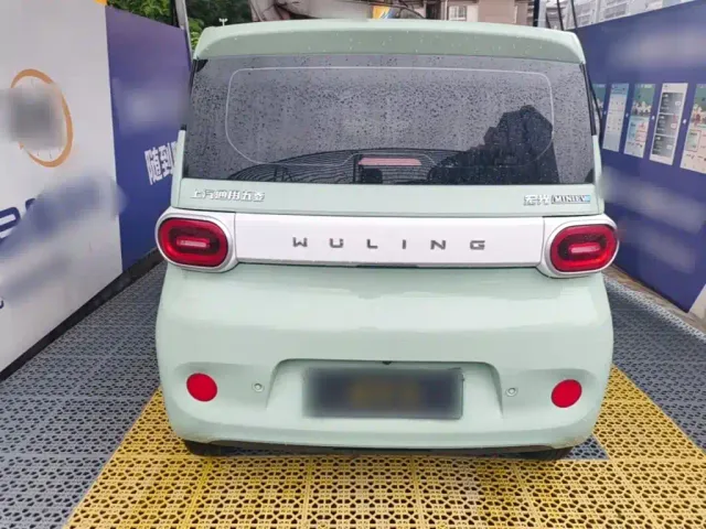 Wuling Hongguang Mini EV — Фото автомобиля 5