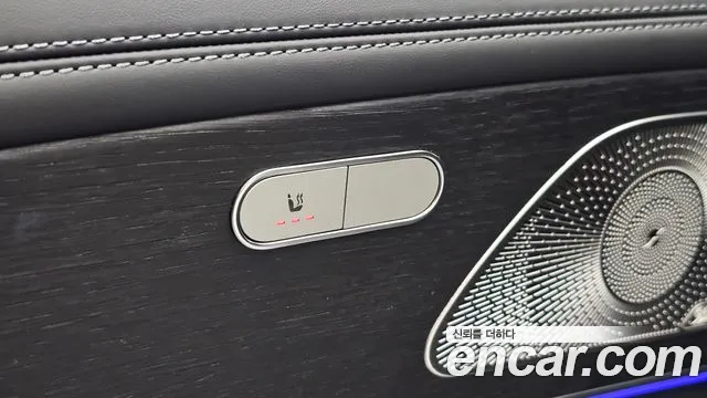 Mercedes-Benz GLE-Class — Фото автомобиля 27