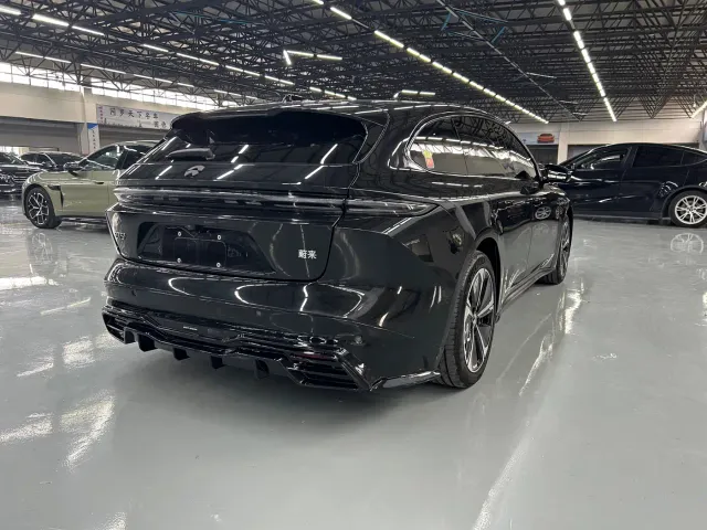 Nio ET5 Touring — Фото автомобиля 11