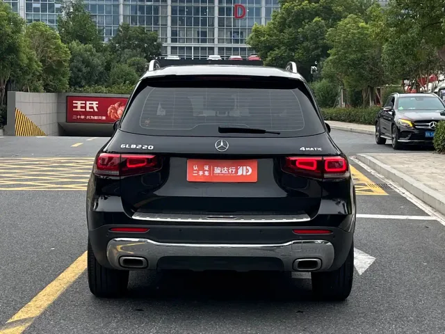 Mercedes-Benz GLB-Class — Фото автомобиля 5