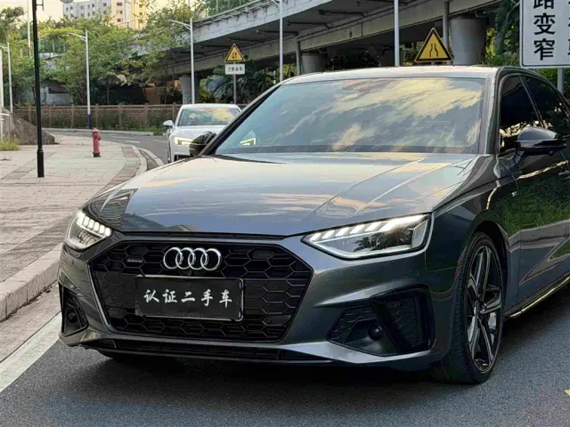 Audi A4L — Фото автомобиля 13