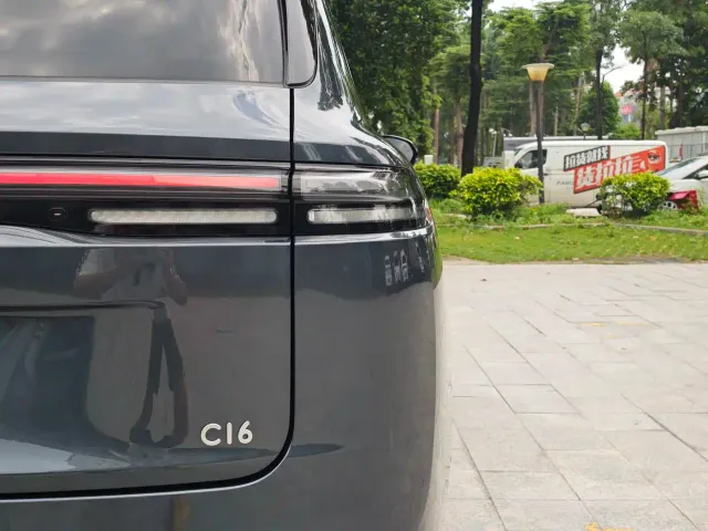 Leapmotor C16 — Фото автомобиля 9
