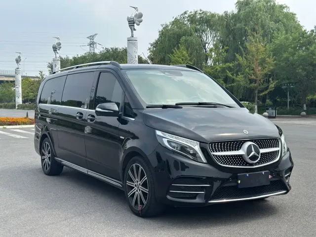 Mercedes-Benz V-Class — Фото автомобиля 3