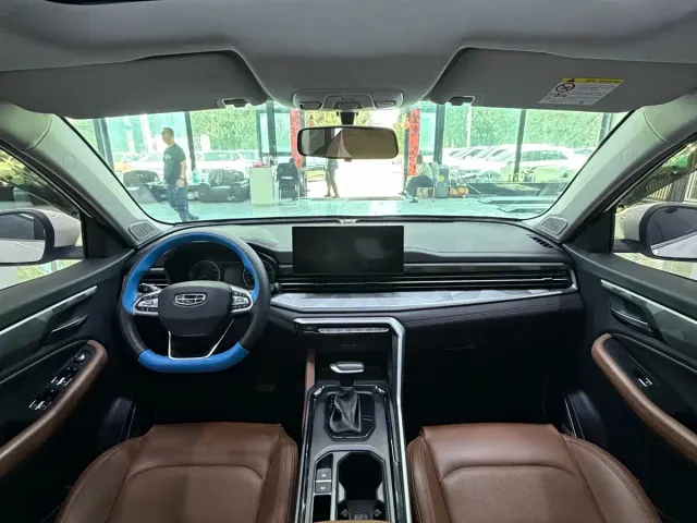 Geely Vision X6 — Фото автомобиля 18