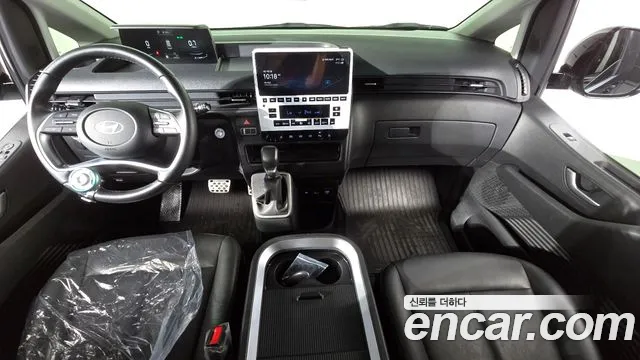 Hyundai Staria — Фото автомобиля 10