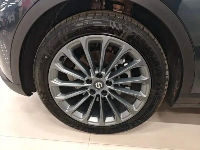 Leapmotor Leapmotor C11 2024 Pure Electric 580 Premium Edition — Фото автомобиля 22