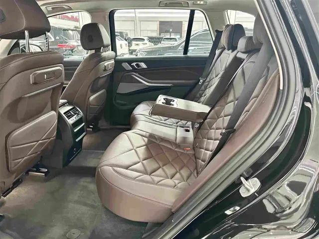 BMW X5 — Фото автомобиля 13