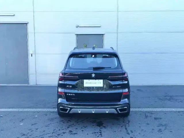 BMW X5 — Фото автомобиля 3