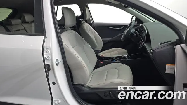 Kia Niro The All New — Фото автомобиля 12