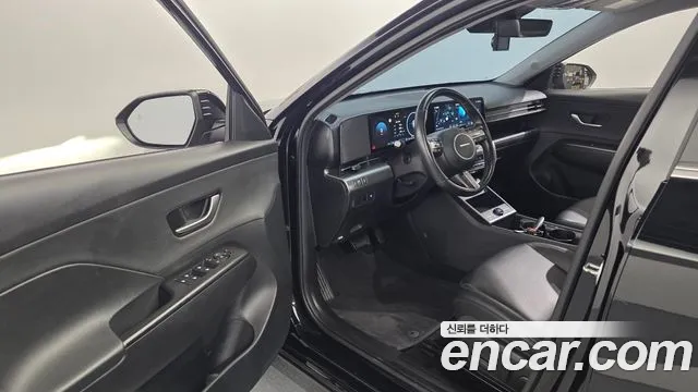 Hyundai Kona SX2 — Фото автомобиля 15
