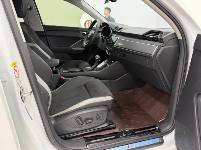 Audi Q3 — Фото автомобиля 15