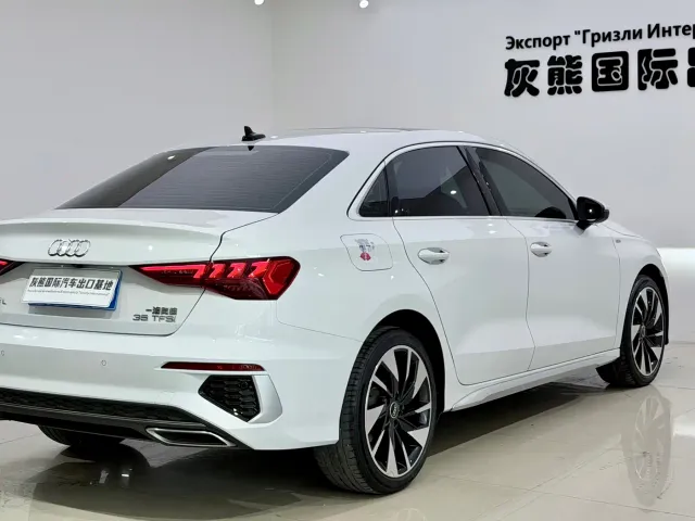Audi A3 — Фото автомобиля 4