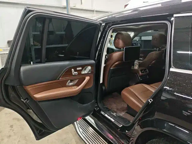 Mercedes-Benz GLS-Class — Фото автомобиля 6