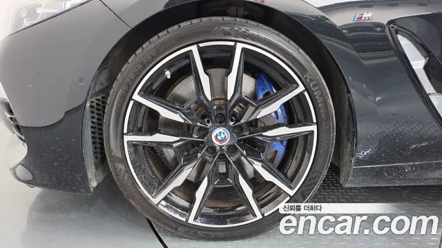 BMW 8-Series — Фото автомобиля 5