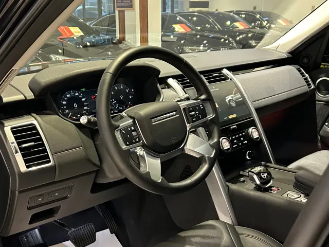 Land Rover Discovery — Фото автомобиля 4