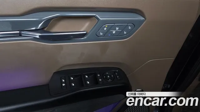 Kia EV9 — Фото автомобиля 27