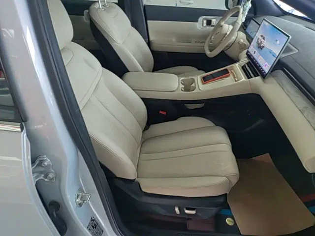 Wuling Starlight S — Фото автомобиля 24