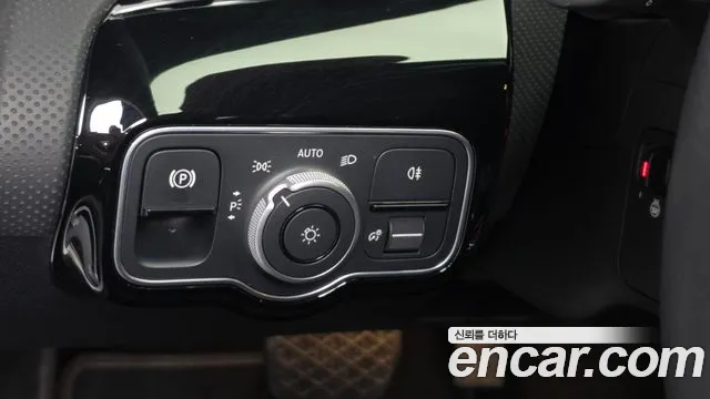 Mercedes-Benz A-Class — Фото автомобиля 19