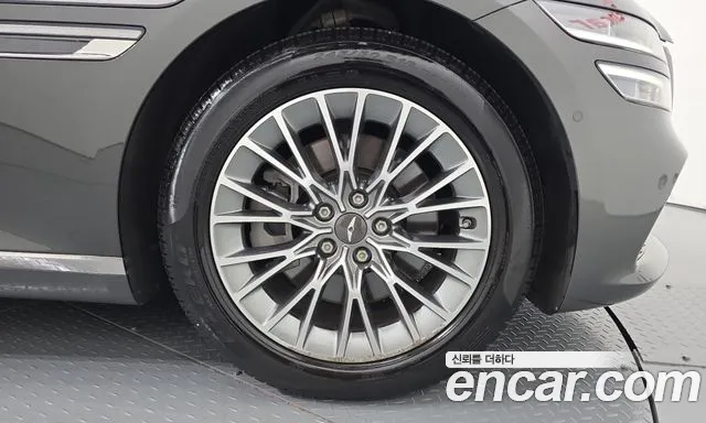 Genesis G80 RG3 — Фото автомобиля 6