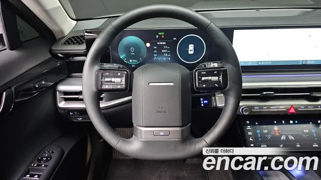 Hyundai Grandeur Grandeur (GN7) 2.5 Бензин 2WD — Фото автомобиля 13