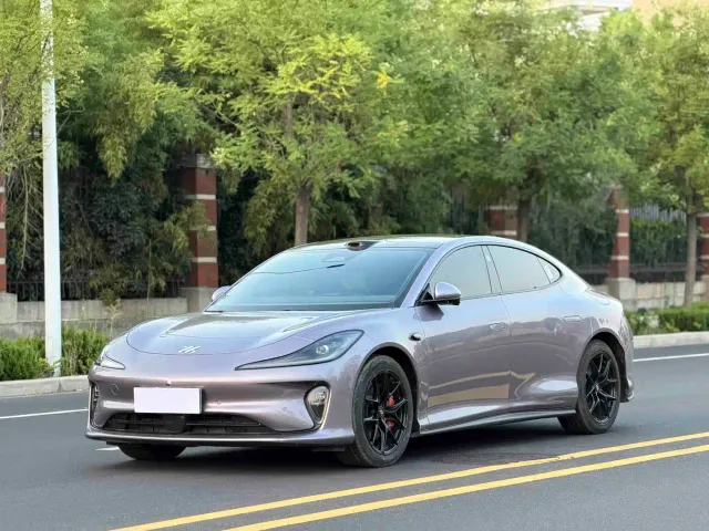 Фотография автомобиля — IM Motors L6