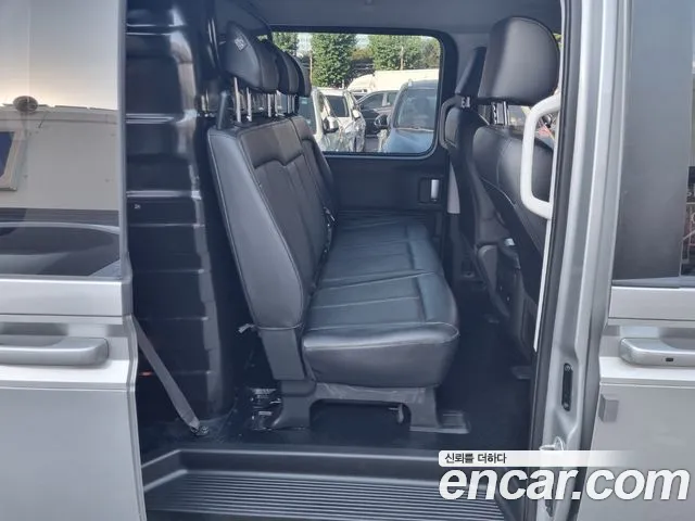 Hyundai Staria — Фото автомобиля 11