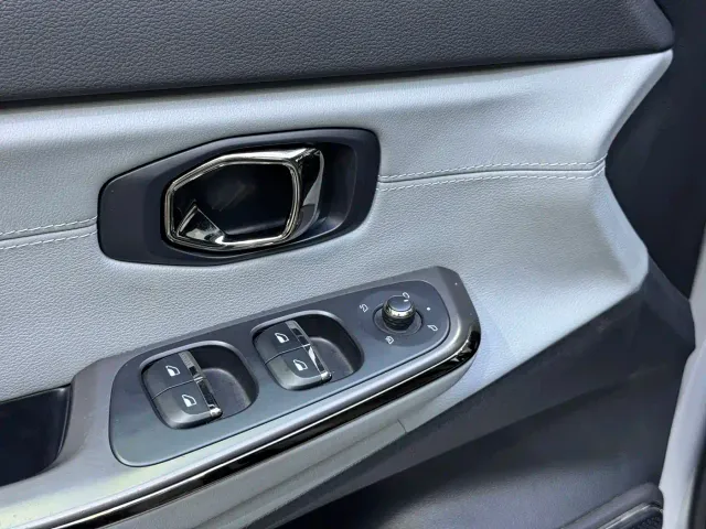 NIO NIO ES8 2020 415KM 6-Seater — Фото автомобиля 10