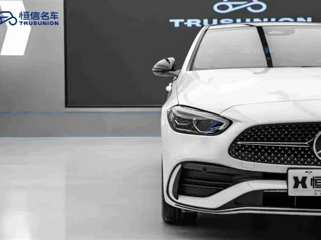 Mercedes-Benz C-Class — Фото автомобиля 8