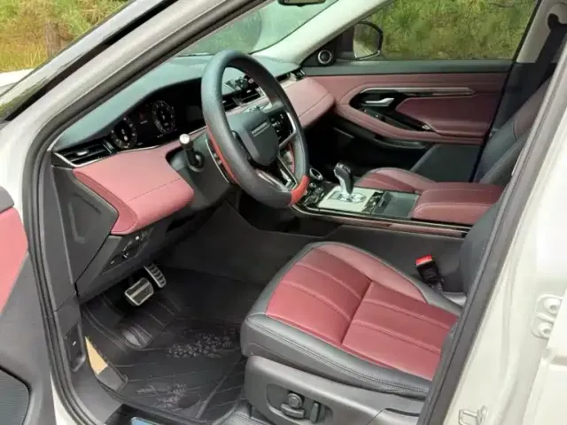 Land Rover Range Rover Evoque — Фото автомобиля 4