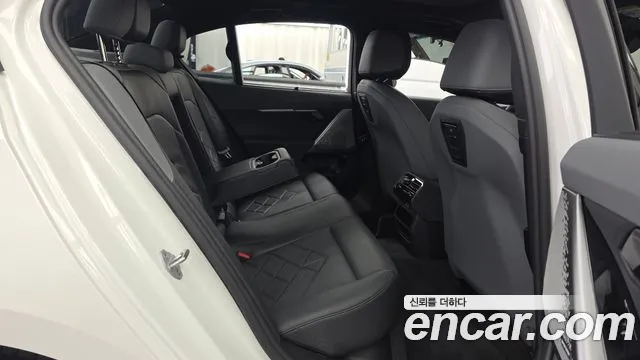 BMW 5 Series — Фото автомобиля 18