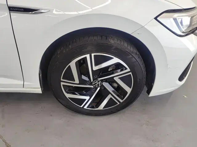 Volkswagen Sagitar — Фото автомобиля 6