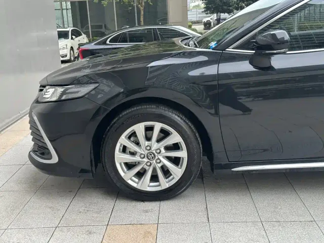 Toyota Camry — Фото автомобиля 5