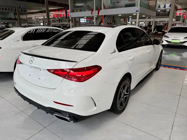 Mercedes-Benz C-Class — Фото автомобиля 4