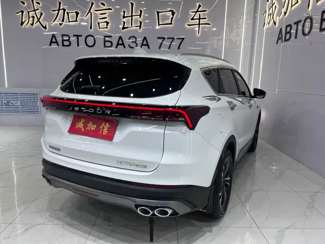 Jetour X70 Plus — Фото автомобиля 4