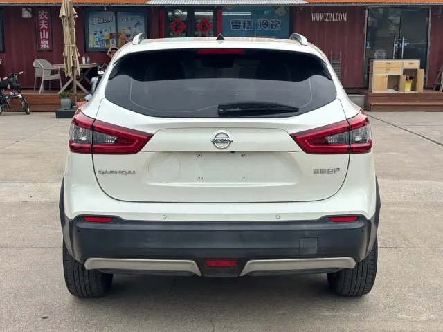 Nissan Qashqai — Фото автомобиля 5