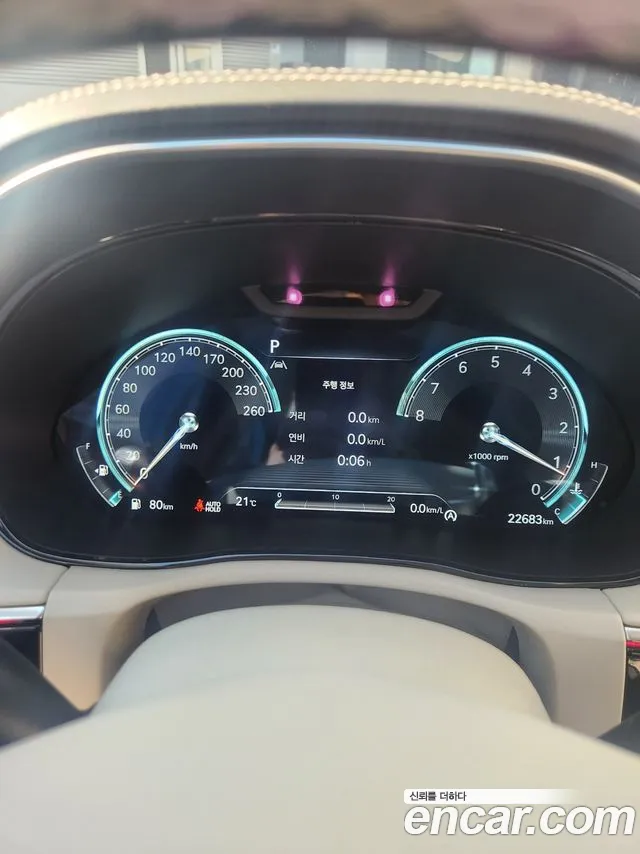 Genesis GV70 — Фото автомобиля 8
