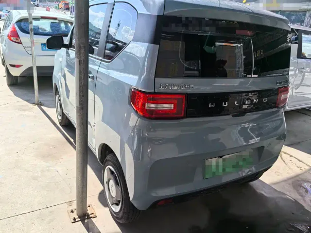 Wuling Hongguang Mini EV — Фото автомобиля 4