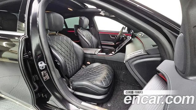Mercedes-Benz S-Class — Фото автомобиля 23