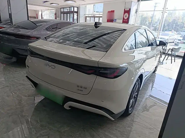 BYD Seal 06 — Фото автомобиля 6