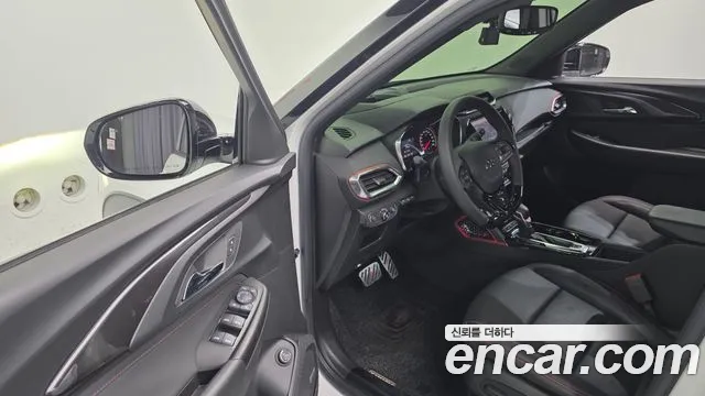 ChevroletGMDaewoo Trailblazer Trailblazer 1.3 турбо 4WD — Фото автомобиля 13