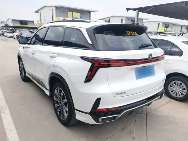 Changan CS75 Plus — Фото автомобиля 4