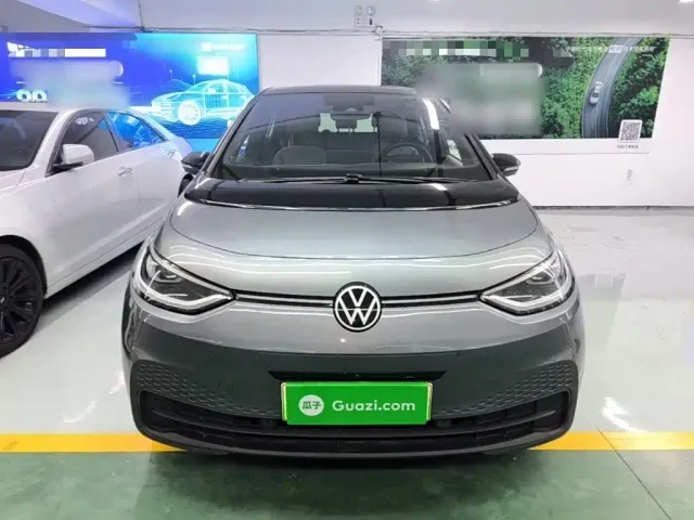 Volkswagen ID.3 — Фото автомобиля 2