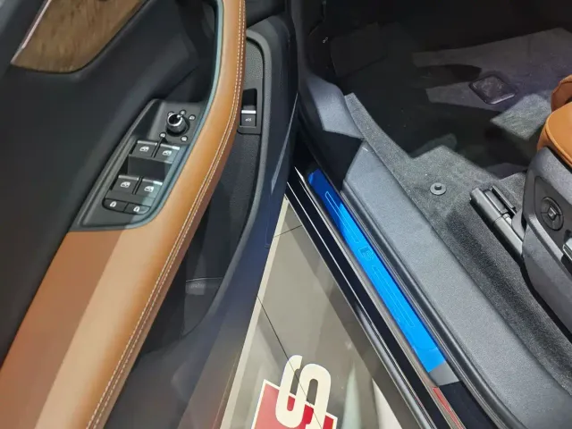 Audi Q7 — Фото автомобиля 17