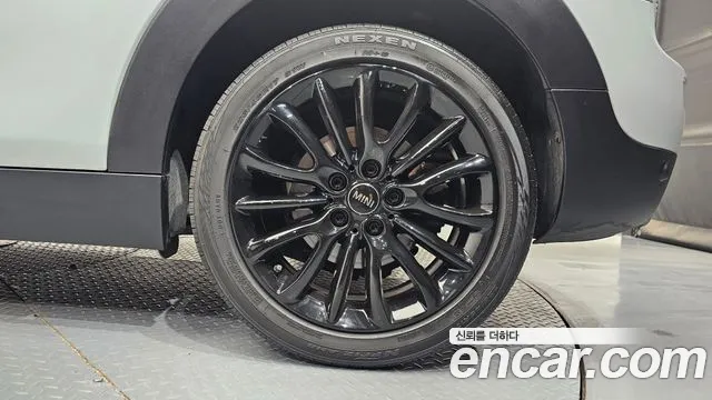 Mini Clubman — Фото автомобиля 21