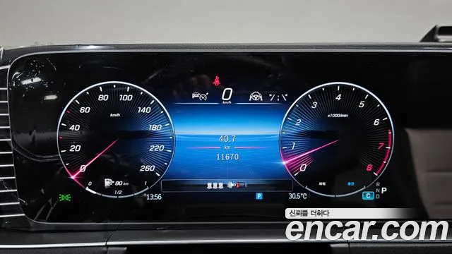 Mercedes-Benz GLE-Class — Фото автомобиля 3