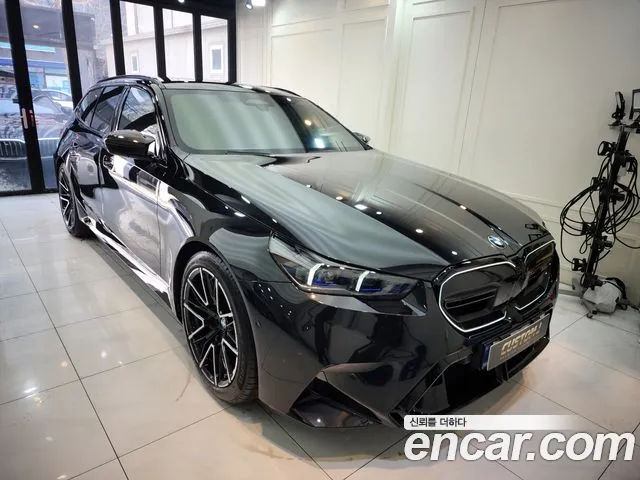 BMW M5 G90 — Фото автомобиля 8
