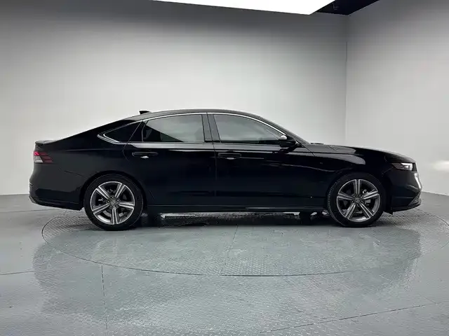 Honda Accord — Фото автомобиля 7